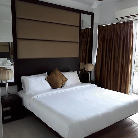 Aston Luxury Apartments Коломбо Екстер'єр фото